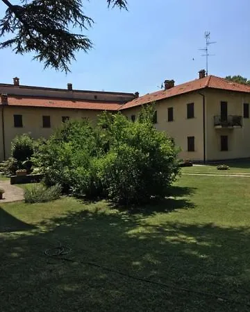 Porzione Di Casale Con Cortile E Vista Parco Апартаменты Кастелланца